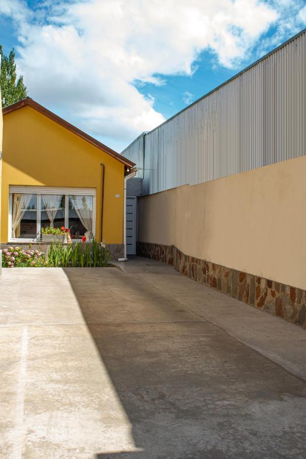 Departamento Casimiro-Nuevo Amplio En Zona Centro Apartamento El Calafate Exterior foto